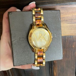 MK Watch
